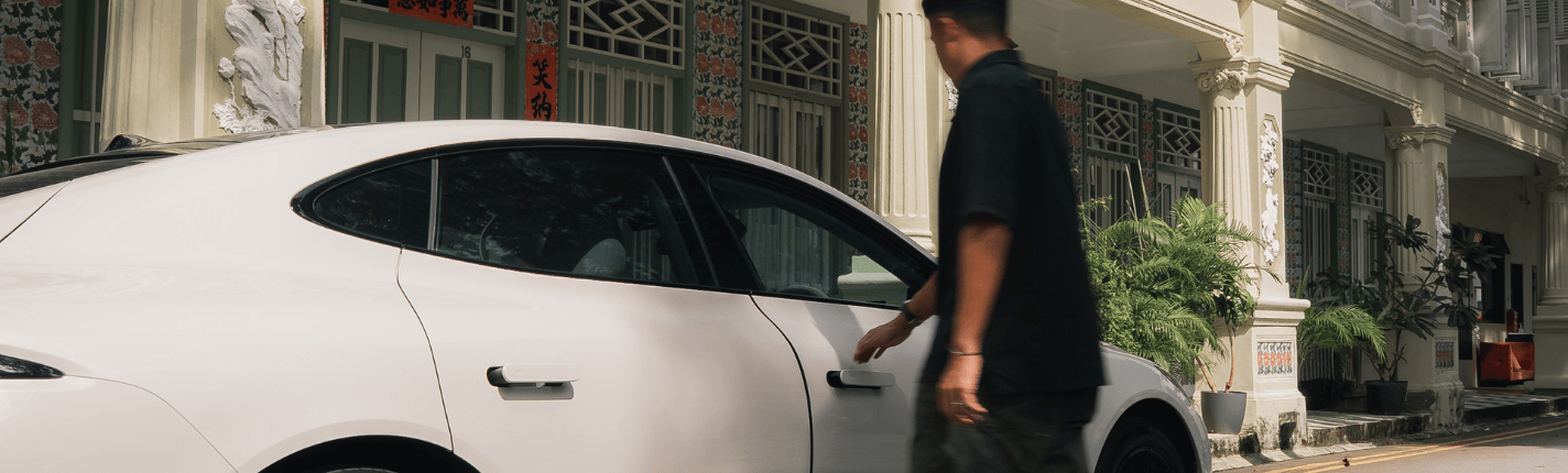 Man during car leasing